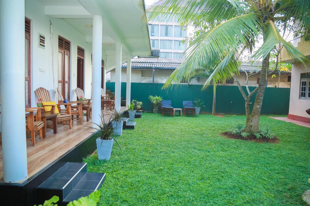 Hasaranga Holiday House Hikkaduwa Εξωτερικό φωτογραφία