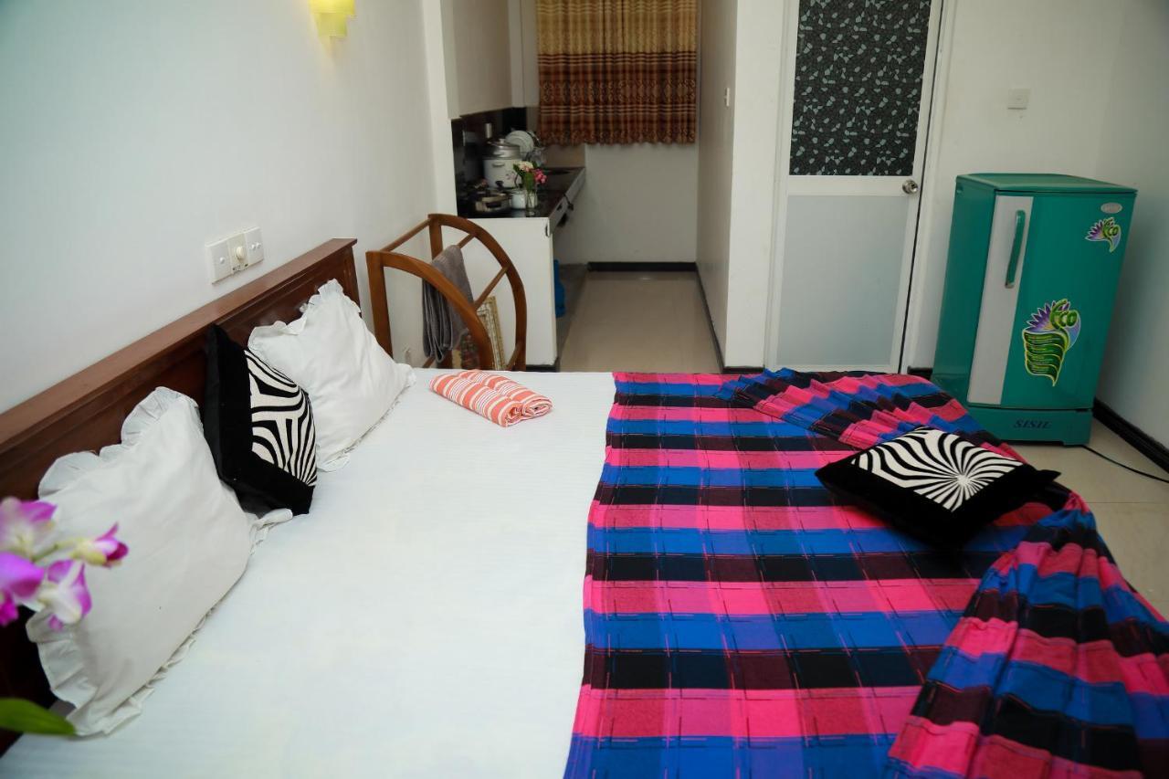 Hasaranga Holiday House Hikkaduwa Εξωτερικό φωτογραφία