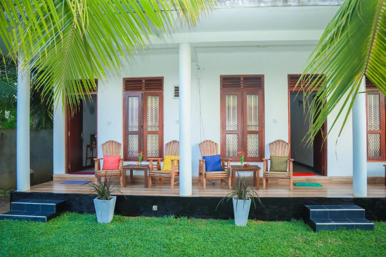 Hasaranga Holiday House Hikkaduwa Εξωτερικό φωτογραφία